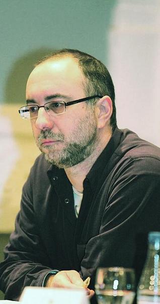 Rubén Vega, durante la presentación de «Historia de Gijón».