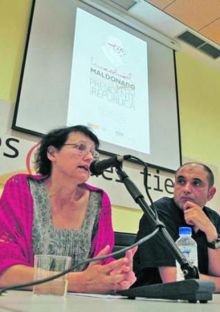 Alicia Alted y José Miguel Bernardo, durante la conferencia.
