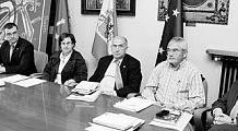 La Asociación de Descendientes del Exilio Español, premio «Barbón»
