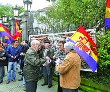 Concentración contra la Ley de Memoria Histórica