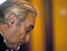 «Todo lo que se consiga para mejorar la Constitución es un paso hacia la República»