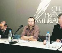 Sergio Sánchez presenta una «crónica documentada y amena» del republicanismo