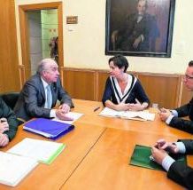 Moriyón rechaza continuar con colaboraciones «que no aportaban nada y sólo suponían gasto», como las de la memoria histórica o la institución de La Habana